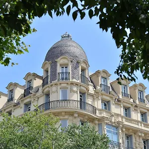 *** Hotel La Victor Hugo France