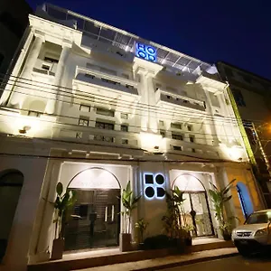  Hostel Hood Myanmar